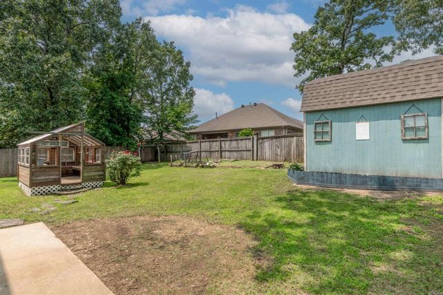 7416 Glenn Hills Dr, Sherwood, AR 72120