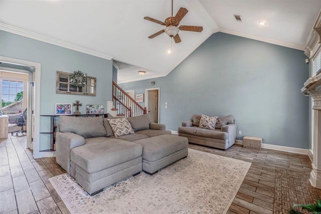 7416 Glenn Hills Dr, Sherwood, AR 72120