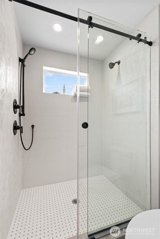 4116 B Burke Avenue N, Seattle, WA 98103