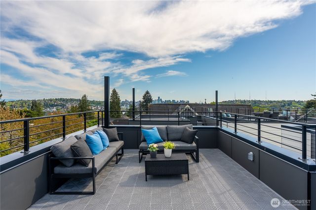 4116 B Burke Avenue N, Seattle, WA 98103