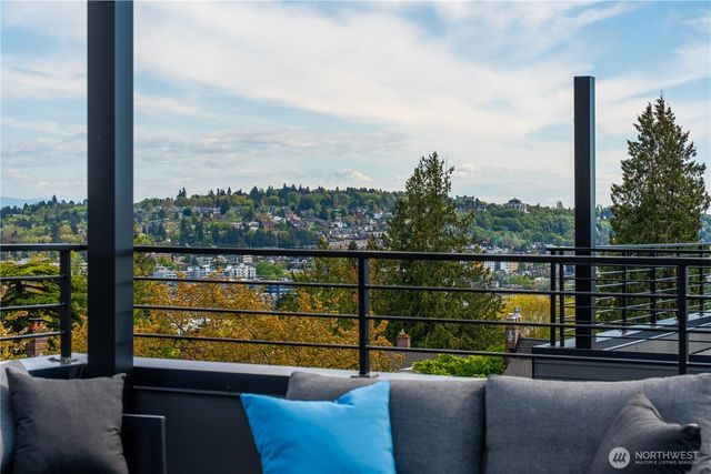 4116 B Burke Avenue N, Seattle, WA 98103