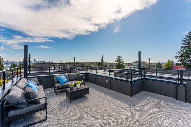 4116 B Burke Avenue N, Seattle, WA 98103