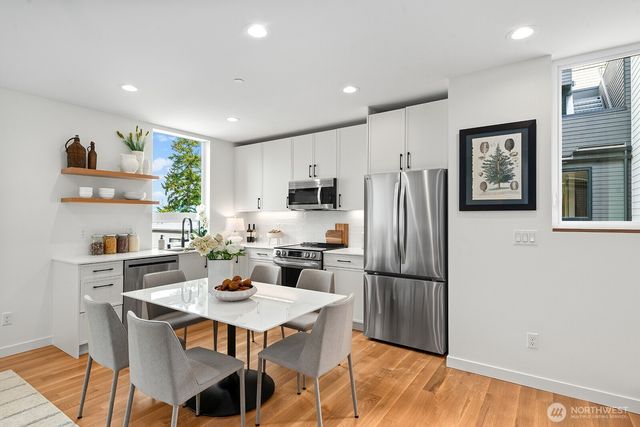 4116 B Burke Avenue N, Seattle, WA 98103