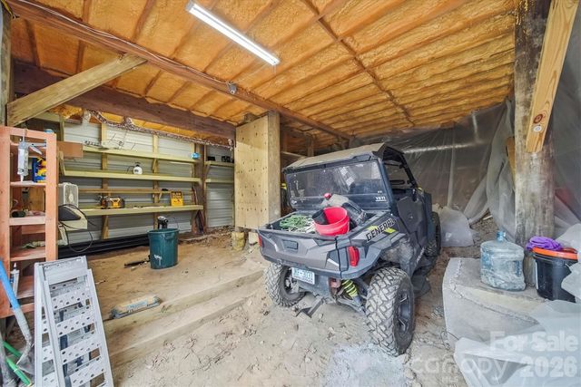 7039 Joe Bowman Avenue, Newland, NC 28657