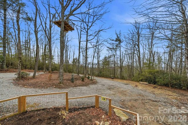 7039 Joe Bowman Avenue, Newland, NC 28657