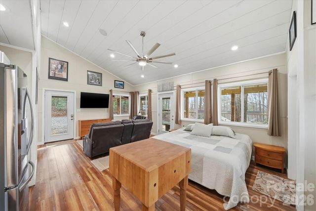 7039 Joe Bowman Avenue, Newland, NC 28657