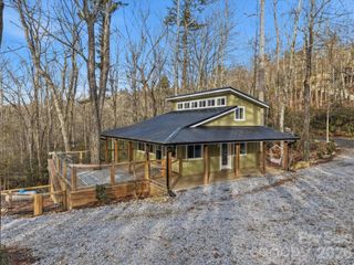 7039 Joe Bowman Avenue, Newland, NC 28657