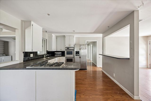 5112 Ravensdale LN, Austin, TX 78723