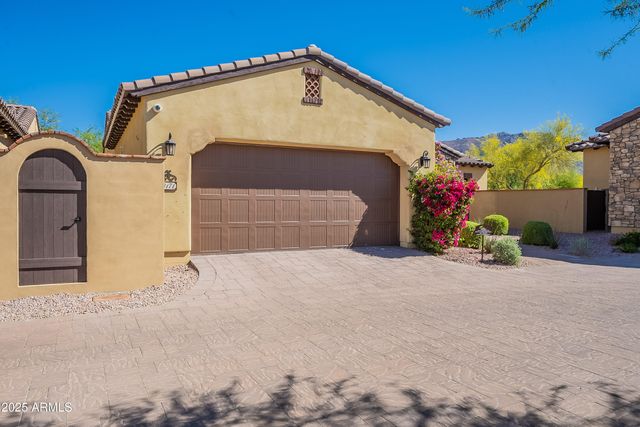 3171 S HAWTHORN Court, Gold Canyon, AZ 85118