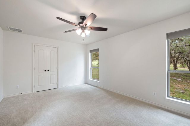 215 Maverick CIR, Horseshoe Bay, TX 78657