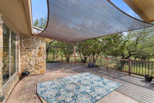 215 Maverick CIR, Horseshoe Bay, TX 78657