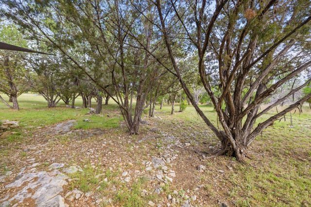 215 Maverick CIR, Horseshoe Bay, TX 78657