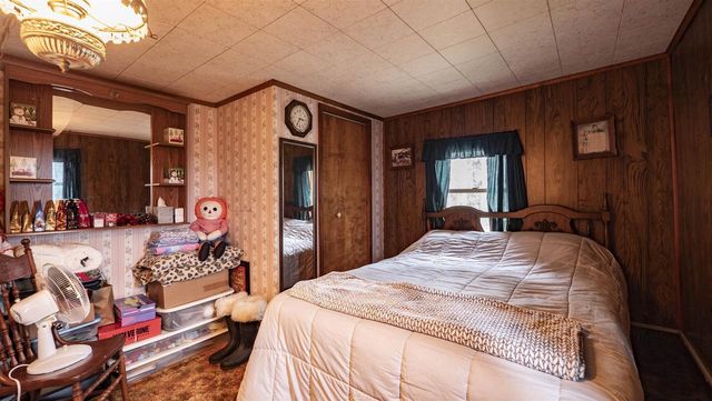 E2927 COUNTY ROAD GG, Iola, WI 54945
