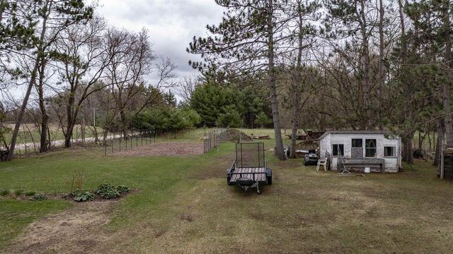 E2927 COUNTY ROAD GG, Iola, WI 54945