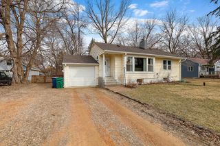 25780 Smithtown Road, Shorewood, MN 55331