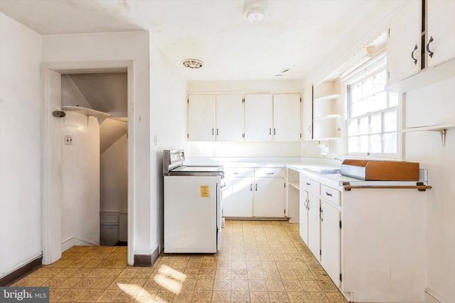 135 BLAKELEY PL, Charles Town, WV 25414