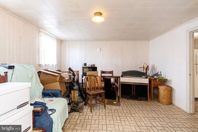 135 BLAKELEY PL, Charles Town, WV 25414