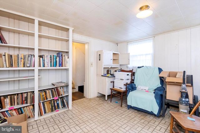 135 BLAKELEY PL, Charles Town, WV 25414