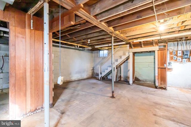 135 BLAKELEY PL, Charles Town, WV 25414