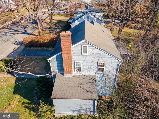 135 BLAKELEY PL, Charles Town, WV 25414