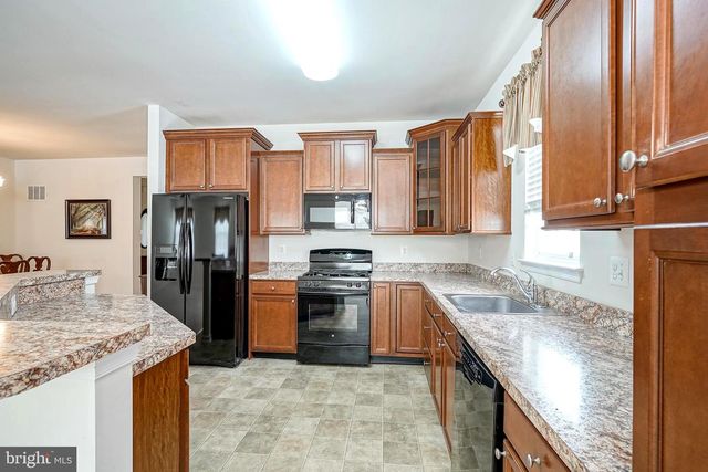 43 JUNE ANN DR, Clayton, NJ 08312