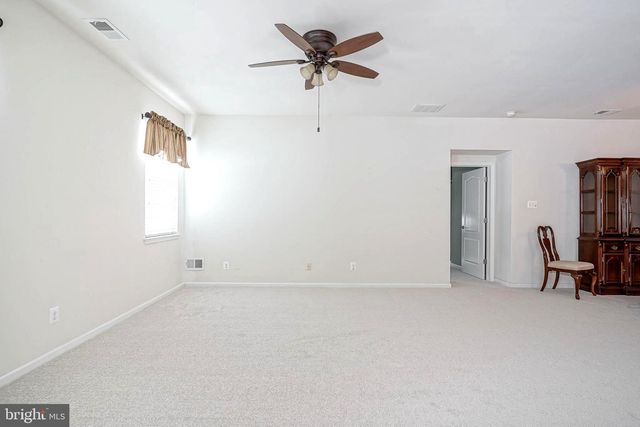 43 JUNE ANN DR, Clayton, NJ 08312