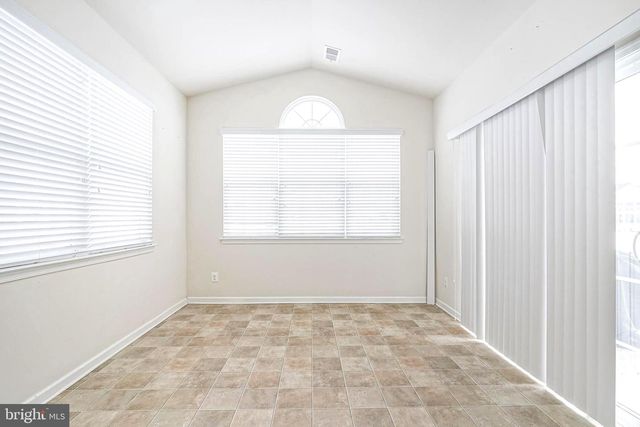 43 JUNE ANN DR, Clayton, NJ 08312