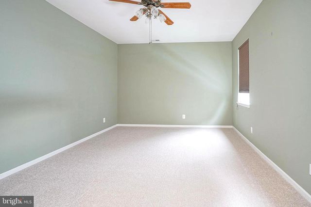 43 JUNE ANN DR, Clayton, NJ 08312