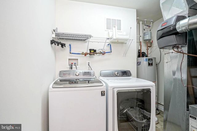 43 JUNE ANN DR, Clayton, NJ 08312