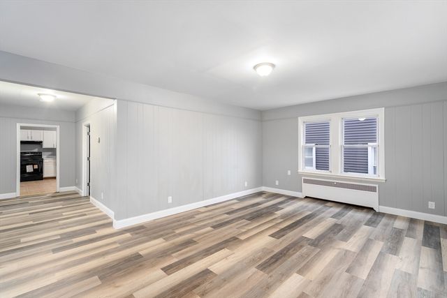 1039 S Main St, Fall River, MA 02724