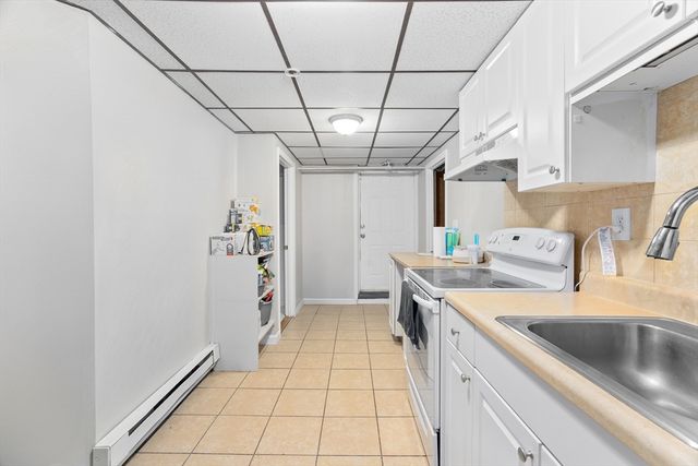 1039 S Main St, Fall River, MA 02724