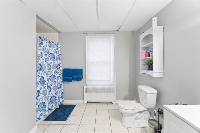 1039 S Main St, Fall River, MA 02724