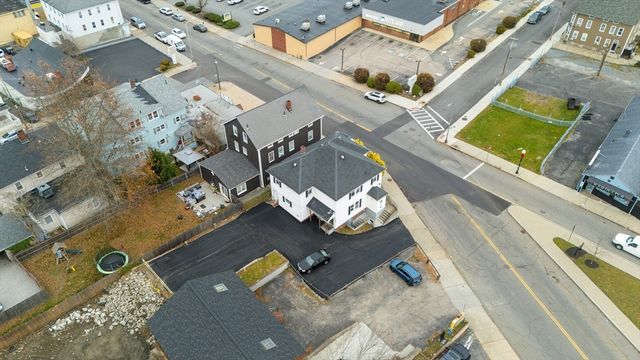 1039 S Main St, Fall River, MA 02724