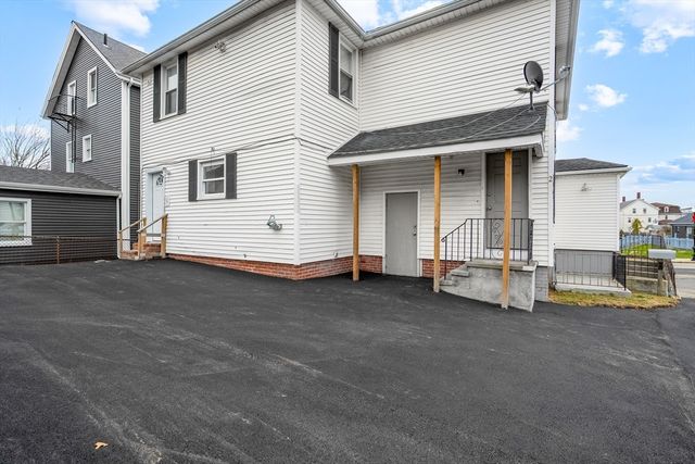 1039 S Main St, Fall River, MA 02724