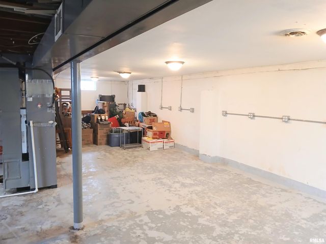 29 MELODY Lane, Springfield, IL 62702