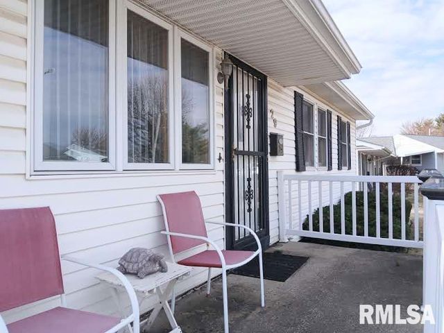 29 MELODY Lane, Springfield, IL 62702