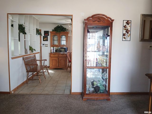 29 MELODY Lane, Springfield, IL 62702