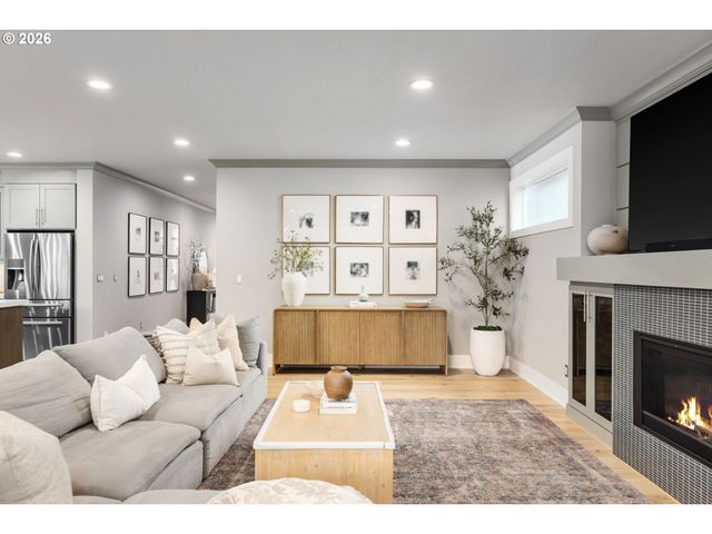 2025 N ALBERTA St, Portland, OR 97217