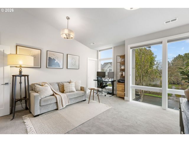 2025 N ALBERTA St, Portland, OR 97217