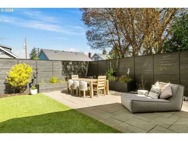 2025 N ALBERTA St, Portland, OR 97217