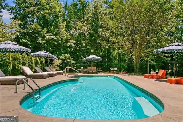 134 Cedar Drive, Woodstock, GA 30189