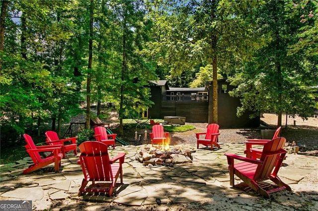 134 Cedar Drive, Woodstock, GA 30189