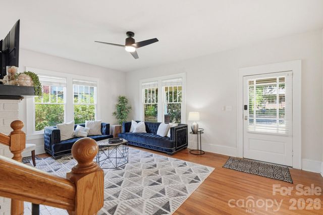 209 Grandin Road, Charlotte, NC 28208