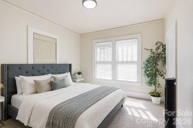 209 Grandin Road, Charlotte, NC 28208