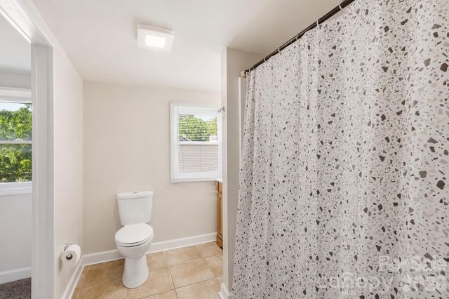 209 Grandin Road, Charlotte, NC 28208