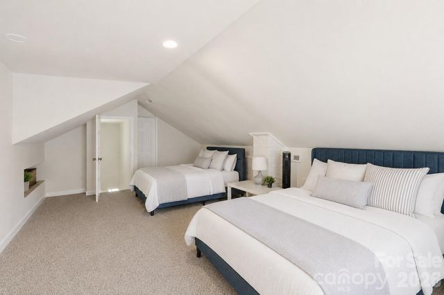 209 Grandin Road, Charlotte, NC 28208