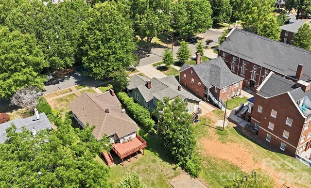 209 Grandin Road, Charlotte, NC 28208