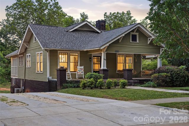 209 Grandin Road, Charlotte, NC 28208