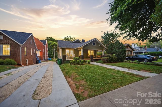 209 Grandin Road, Charlotte, NC 28208