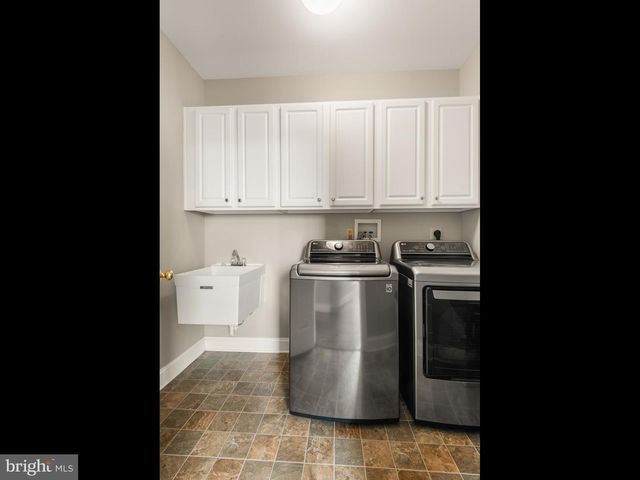 248 COLERIDGE LN, Coatesville, PA 19320